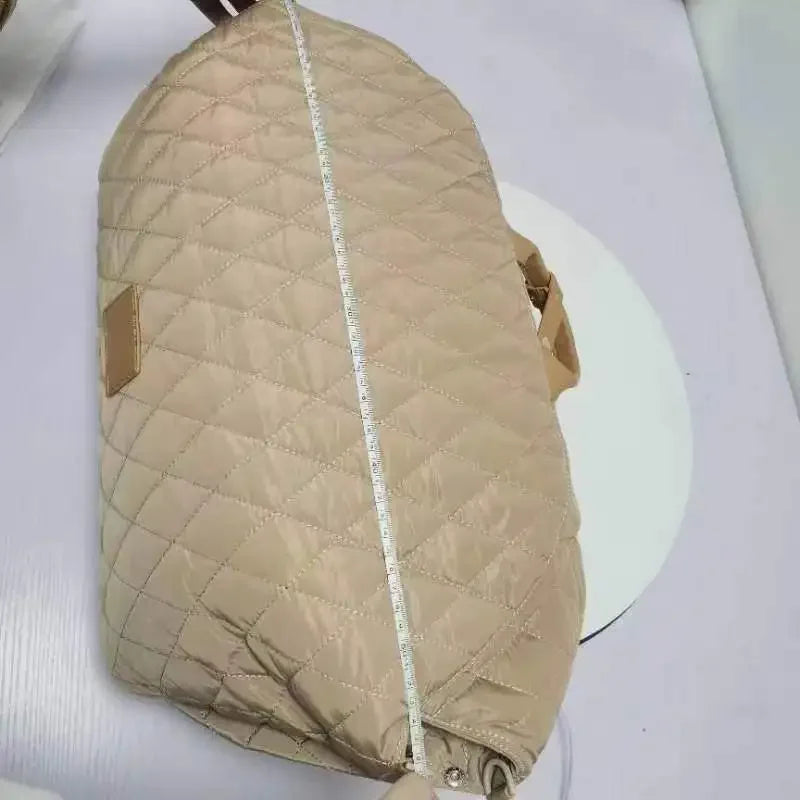 Dog Carrier Handbag Luxury Car Seat Pet Travel Bed for Small Dogs Cat Portable Washable Puppy Carrier Tote Safety Pet Booster